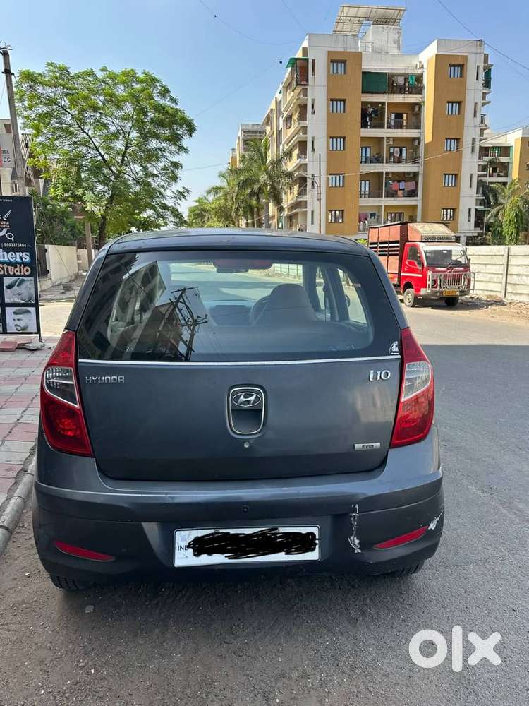 Hyundai I10 2011 Petrol 70800 Km Driven