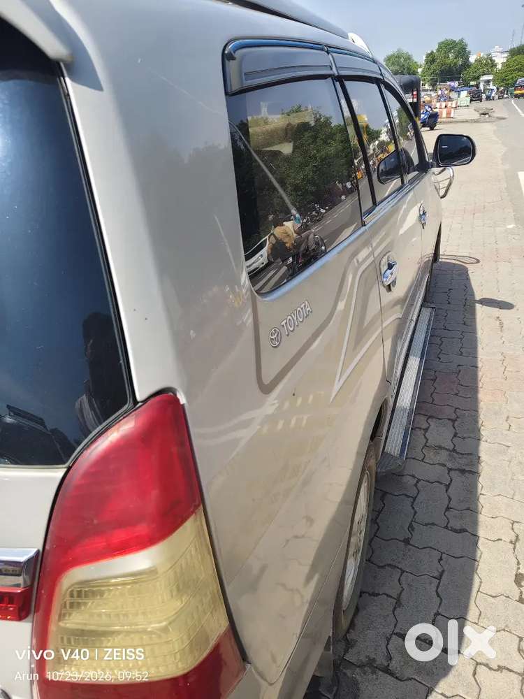 Toyota Innova 2014 V Type Diesel