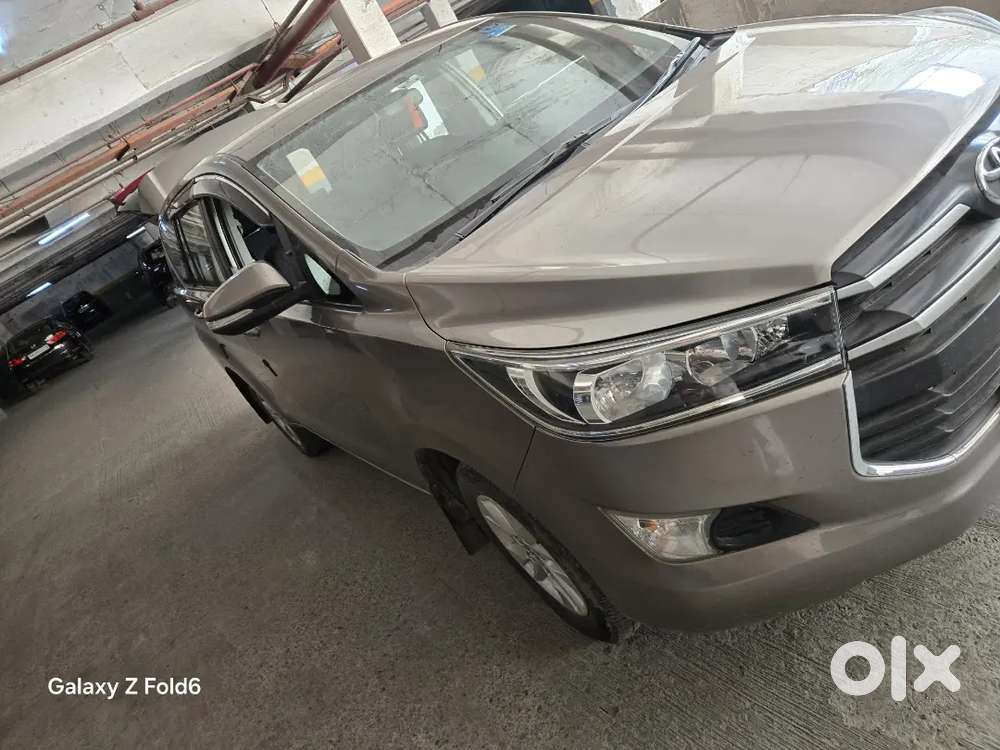 Toyota Innova Crysta 2016 Petrol Well Maintained
