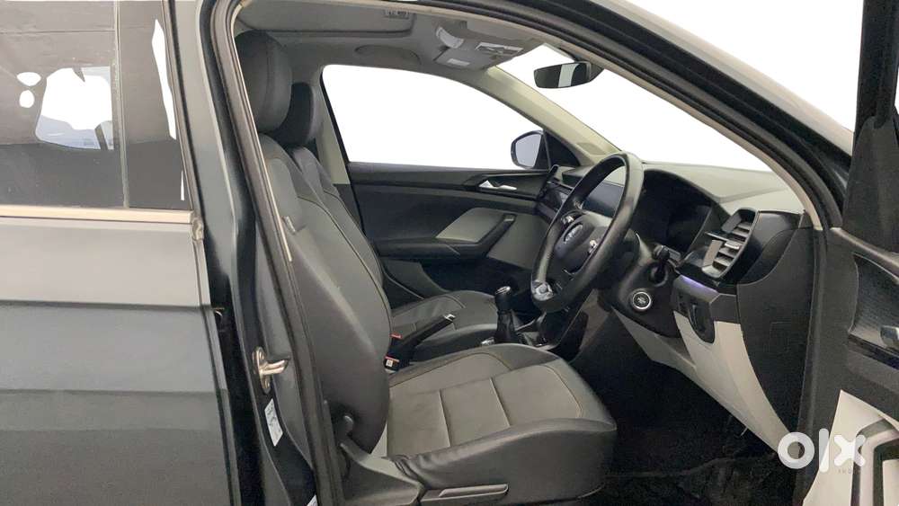 Skoda Kushaq 1.0 Tsi Style, 2023, Petrol
