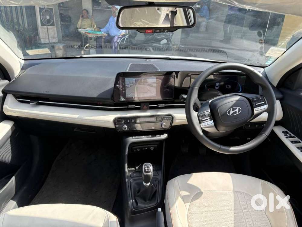 Hyundai Verna 1.5 Sx (o) Petrol Mt, 2025, Petrol