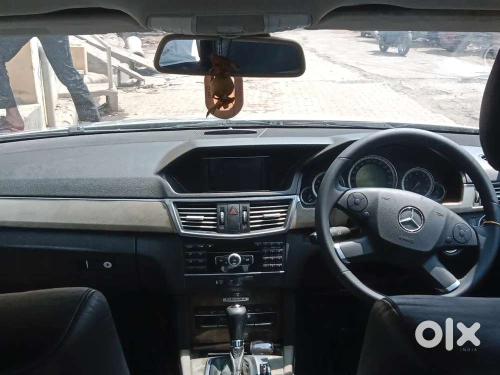 Mercedes-benz E-class 2012