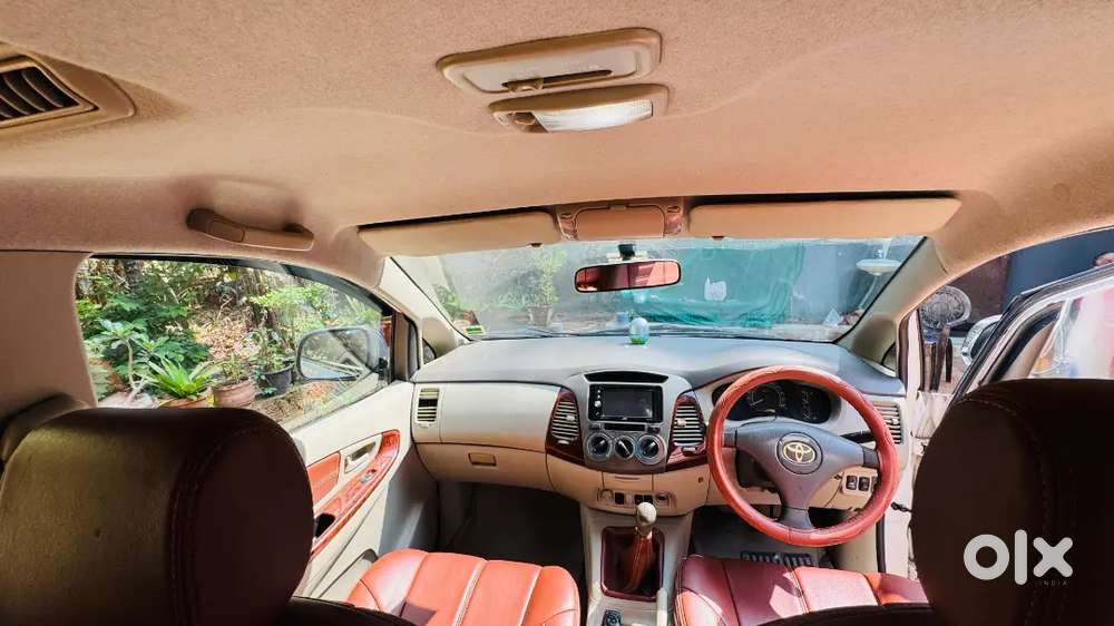 Toyota Innova 2011 Diesel Well Maintained