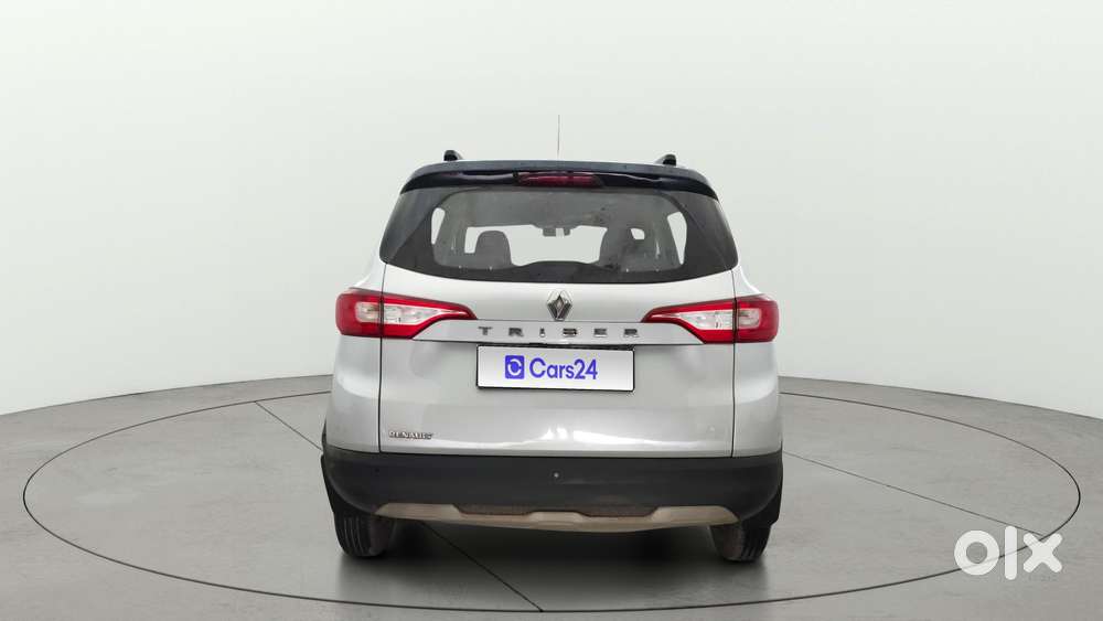 Renault Triber Rxt, 2022, Petrol