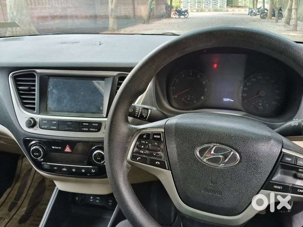 Hyundai Verna Vtvt 1.6 Sx, 2017, Petrol
