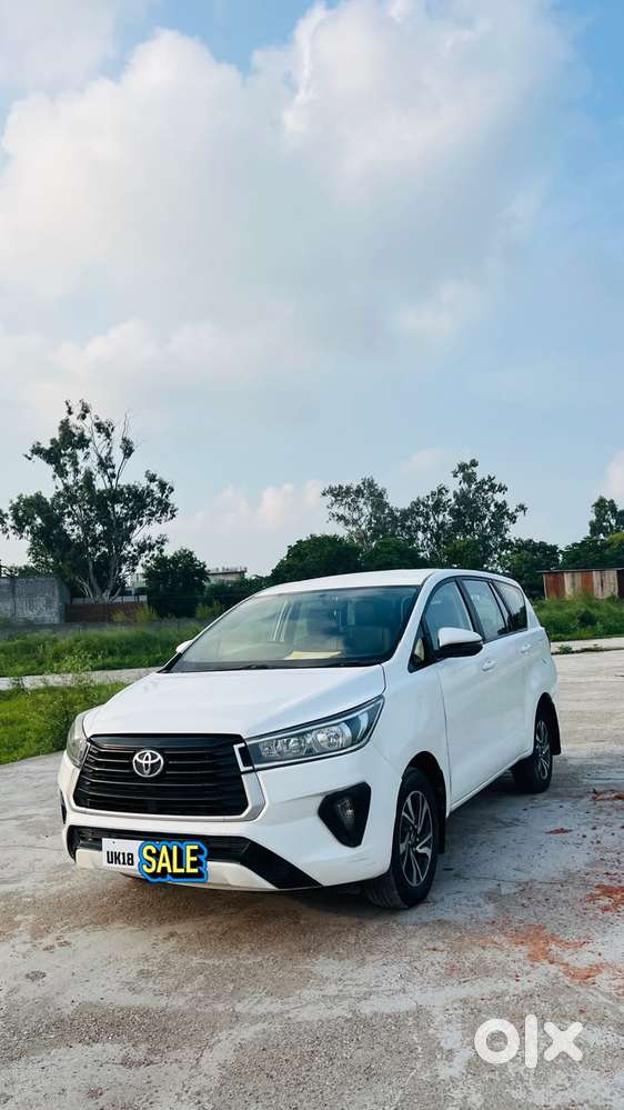 Toyota Innova Crysta 2.4 G Mt, 2022, Diesel