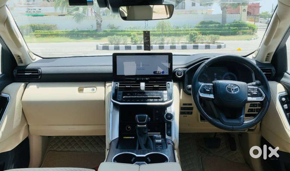 Toyota Land Cruiser 3.3 Zx Diesel, 2026, Diesel