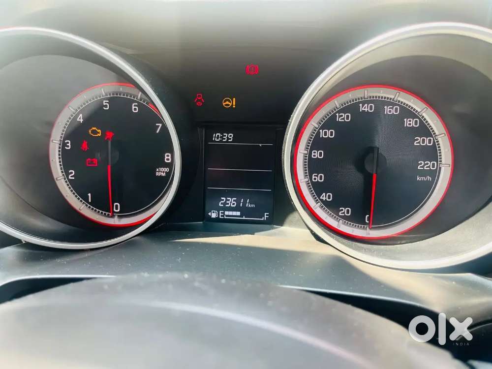 Maruti Suzuki Swift 2023 Vxi