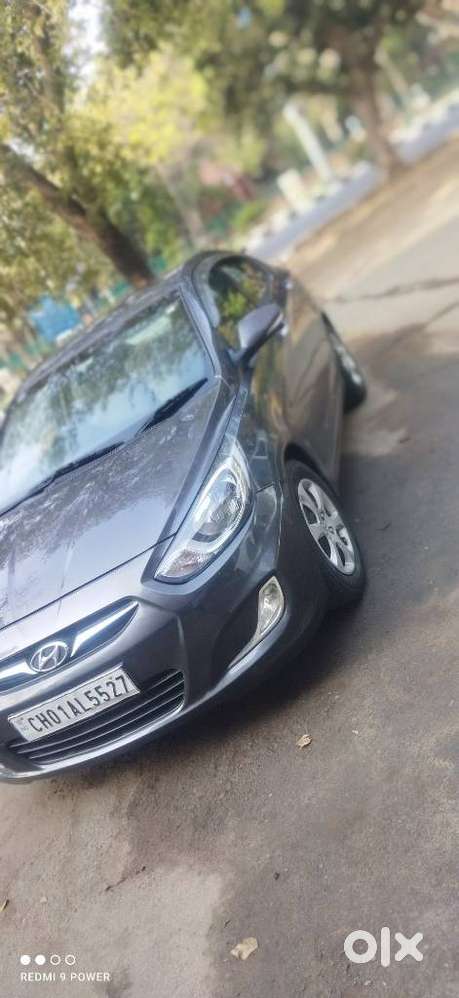 Hyundai Verna 1.5 Sx Ivt, 2011, Petrol