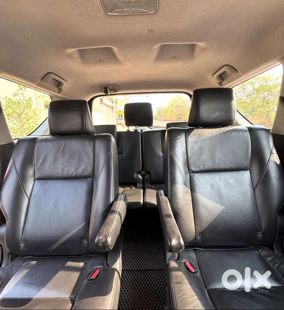 Toyota Innova Crysta 2016 Diesel 2-seater
