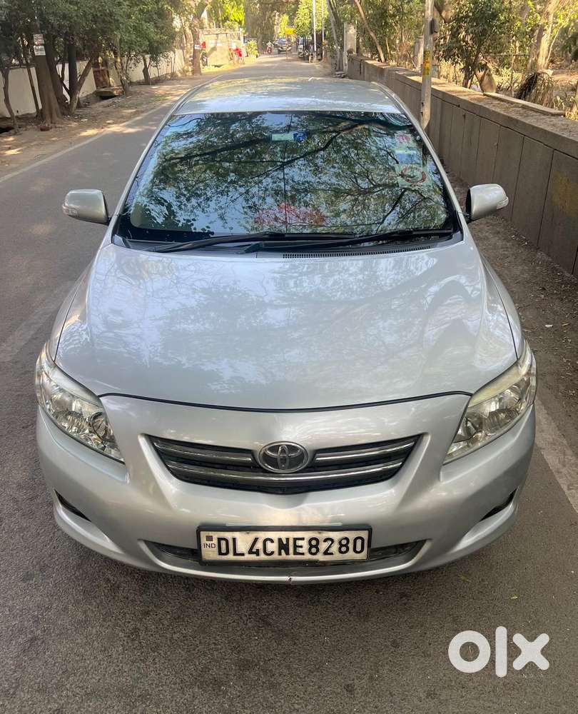 Toyota Corolla Altis 1.8 J, 2011, Petrol