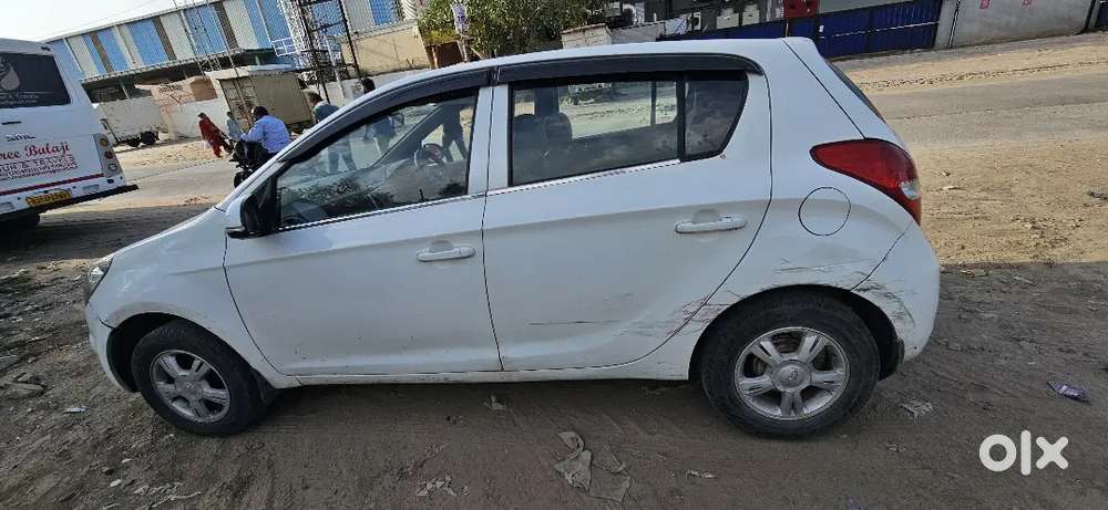 Hyundai I20 Spotz Model 2011 Car