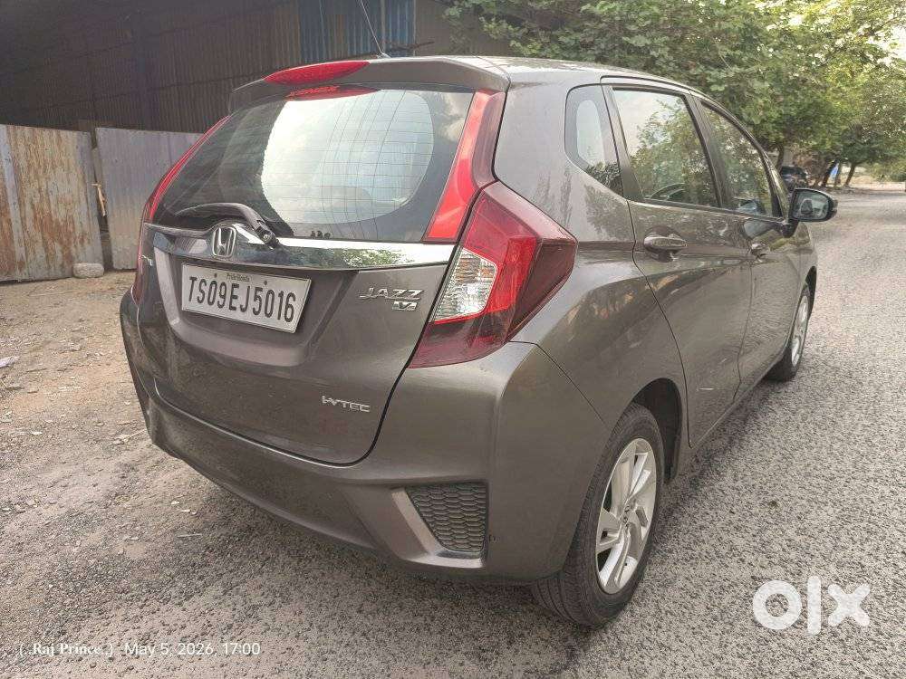 Honda Jazz V Cvt, 2015, Petrol