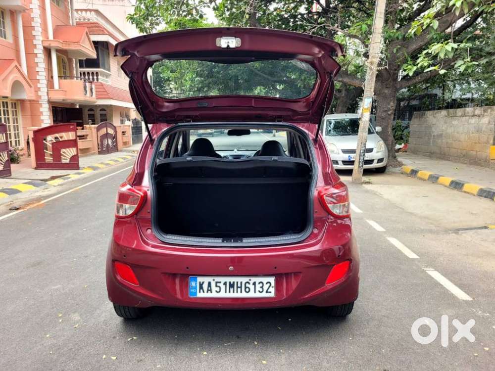 Hyundai Grand I10 Sportz, 2015, Petrol