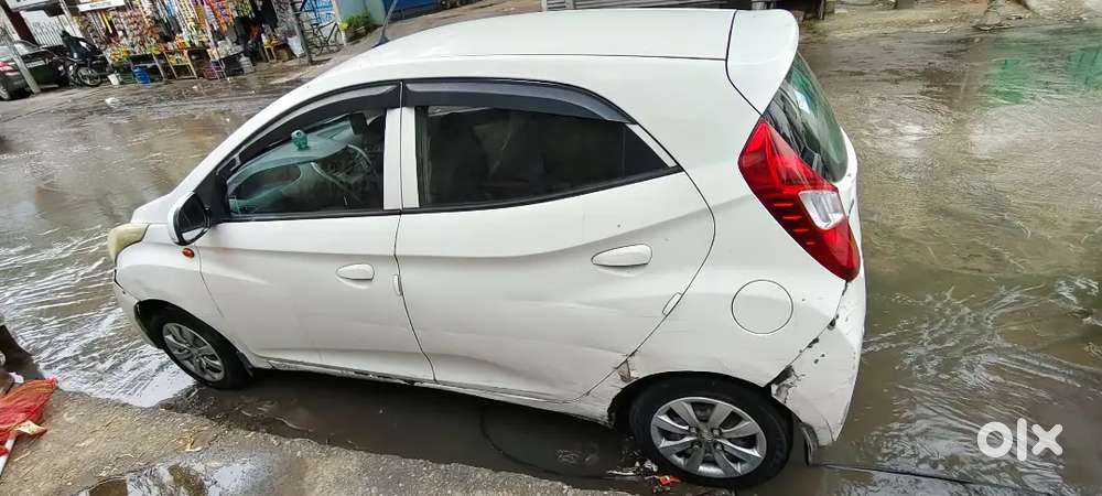 Hyundai Eon 2012 Cng & Hybrids 183300 Km Driven