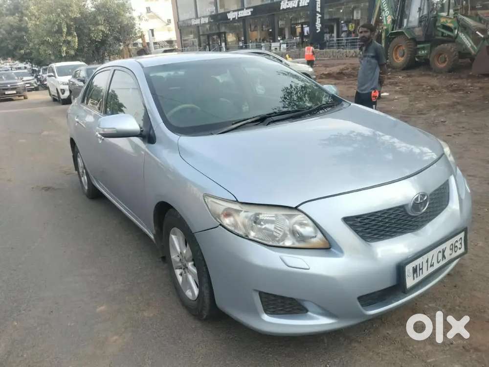 Toyota Corolla Altis 2010