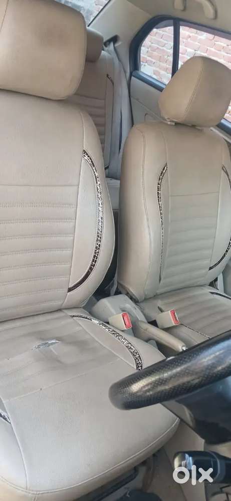 Maruti Suzuki Swift Dzire 2012