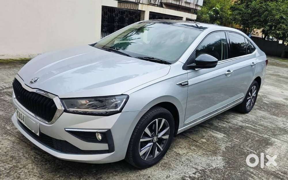 Skoda Slavia Style 1.0L TSI MT, 2023, Petrol