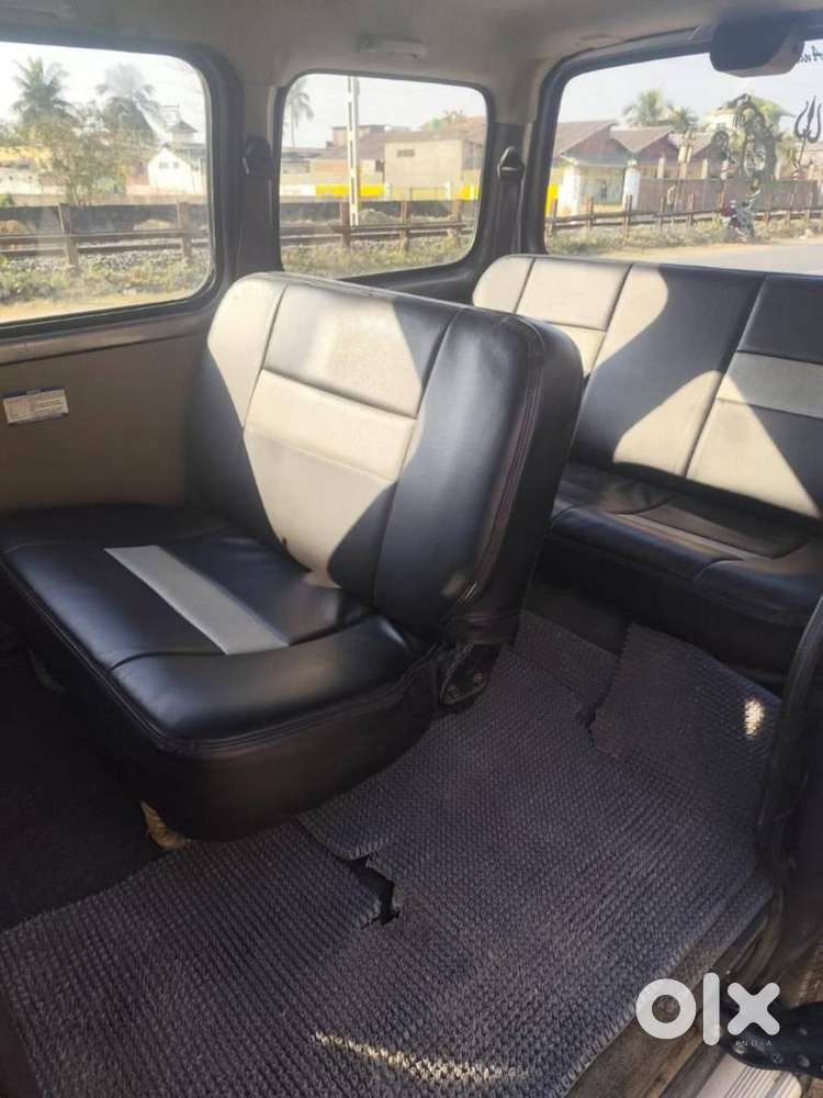 Maruti Suzuki Eeco 7 Seater Standard, 2018, Petrol