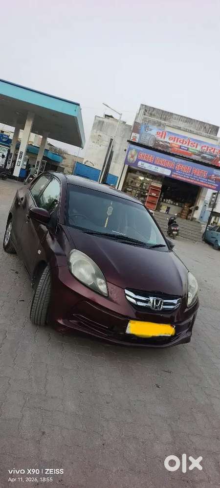 Honda Amaze 2nd Gen 2014 Diesel 83000 Km Driven