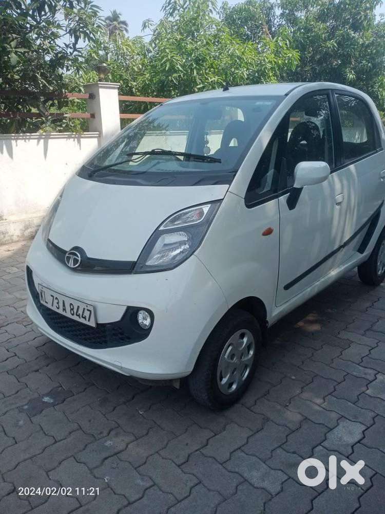 Tata Nano Genx Xta, 2016, Petrol
