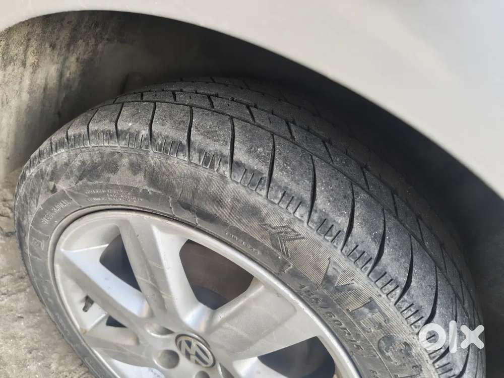 Volkswagen Vento Highline 2012 Petrol Manual