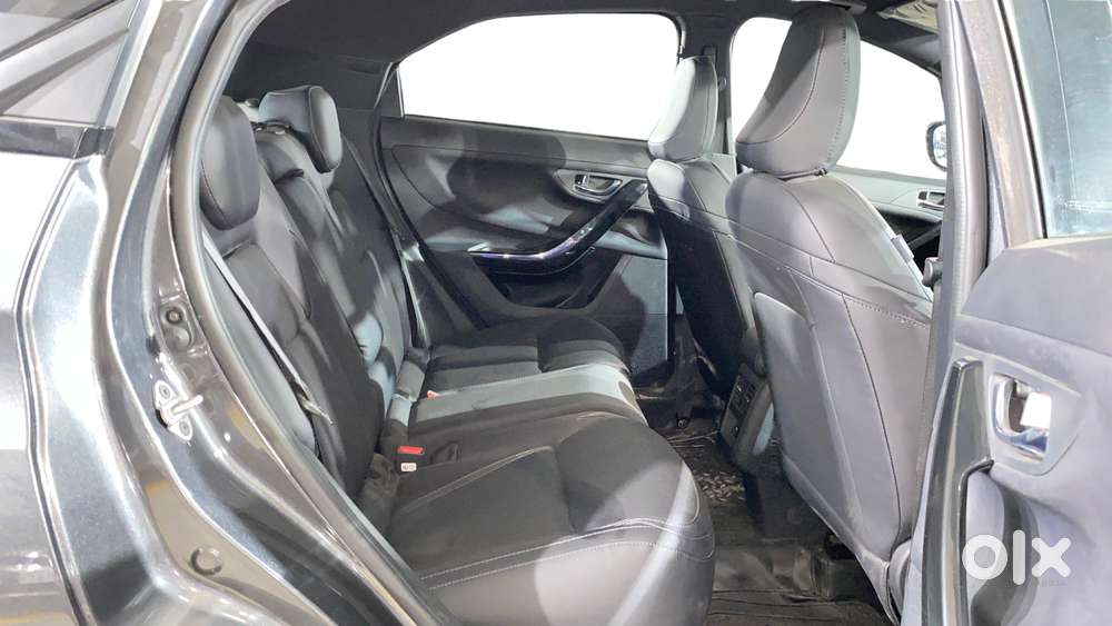 Tata Nexon Fearless Plus S Purple 1.2 Revotron Petrol 7dca Dual Tone..