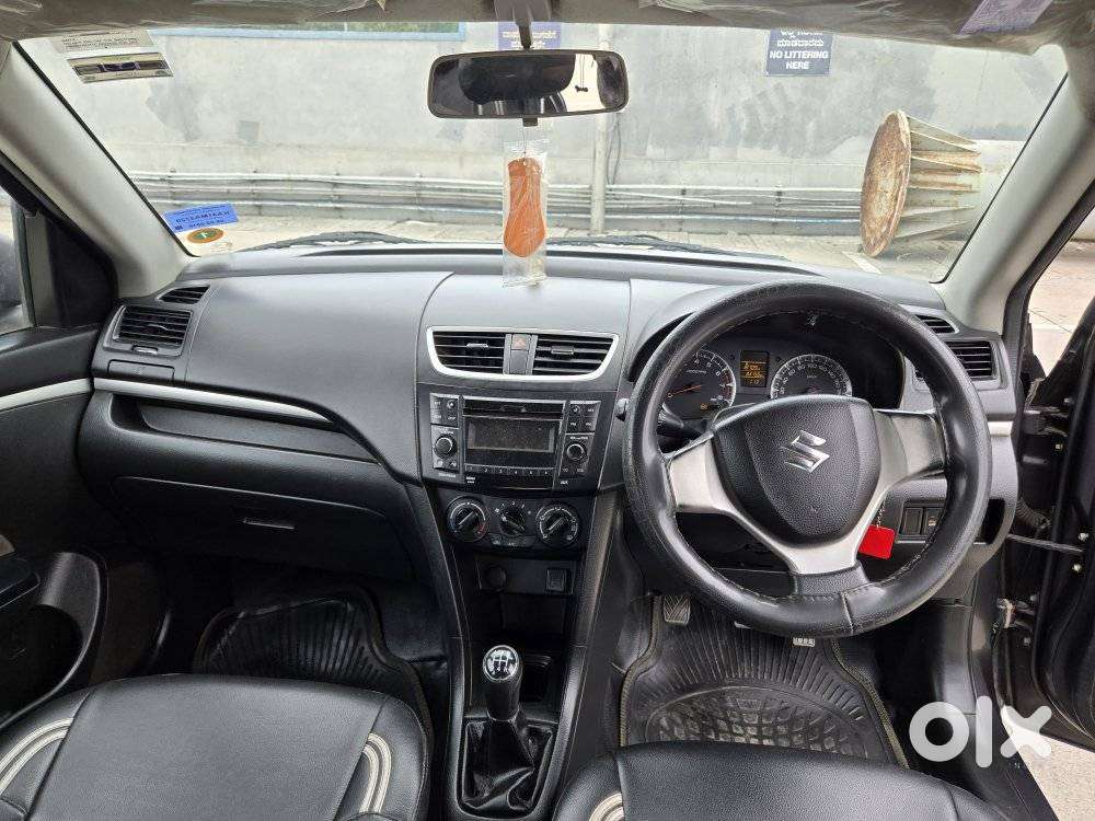 Maruti Suzuki Swift Vxi, 2016, Petrol