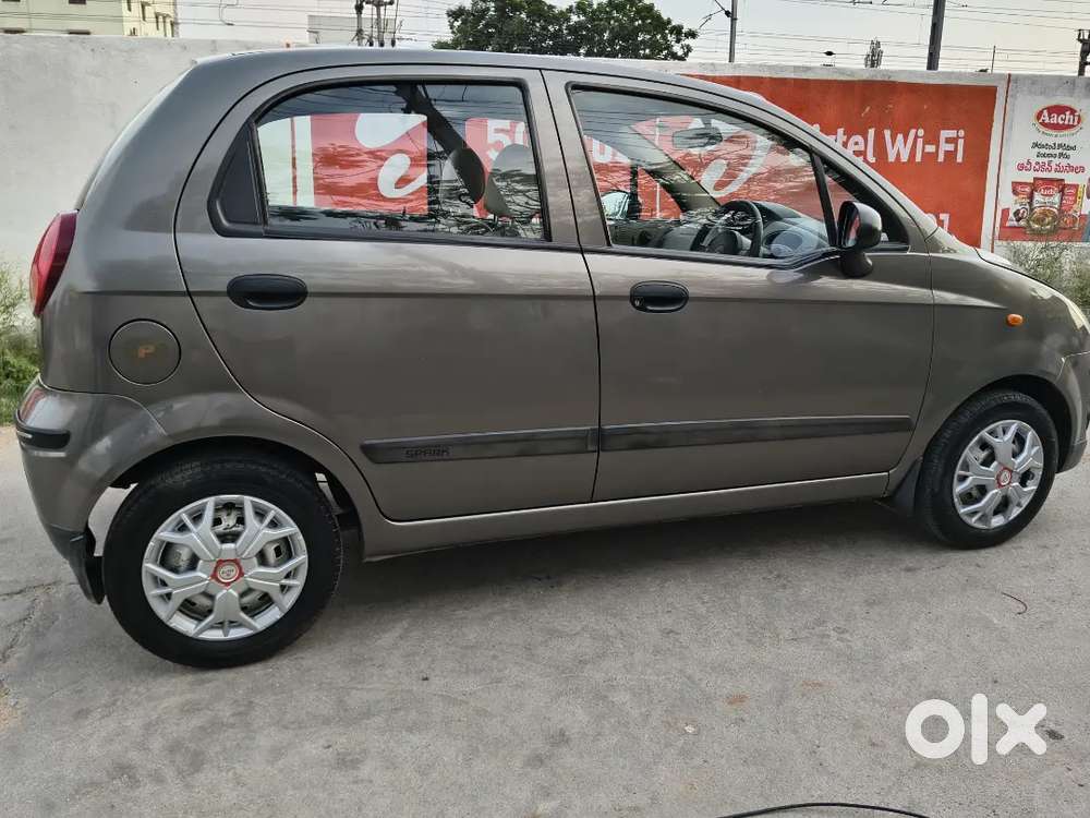 39,000 Kmts Driven Chevrolet Spark Showroom Single Owner