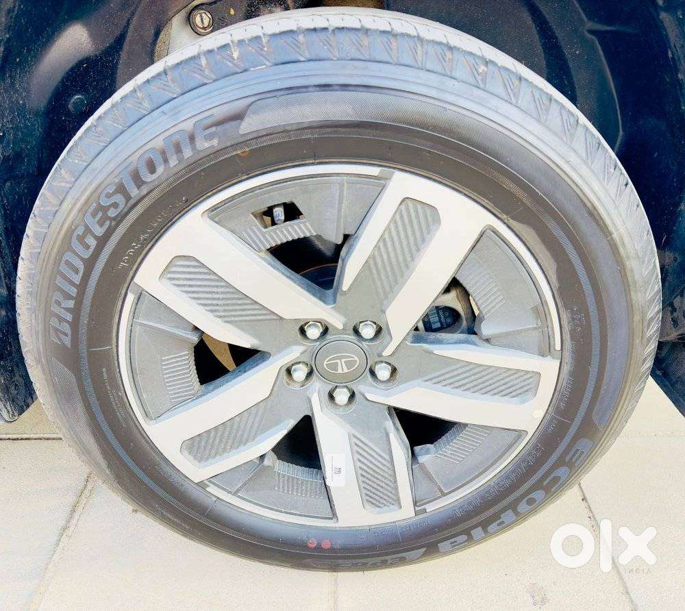 Tata Safari Adventure Plus At, 2024, Diesel