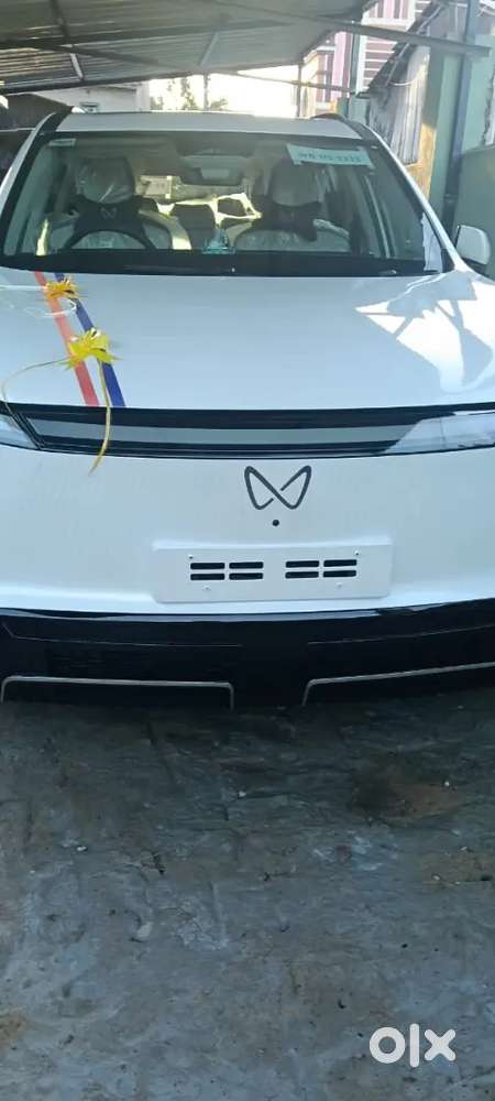Mahindra Xev9s Electric 2026