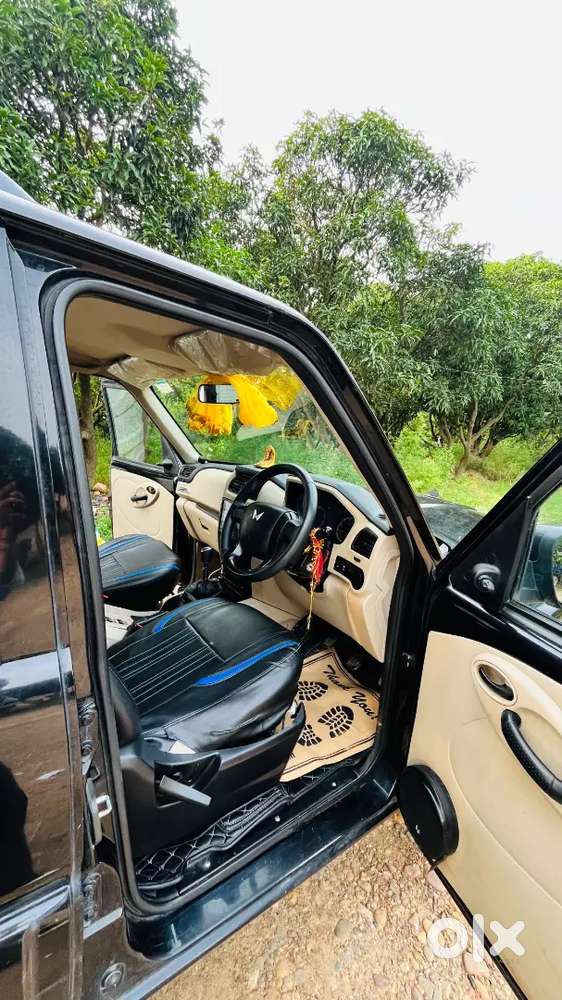 Mahindra Scorpio Classic 2025 Diesel Manual