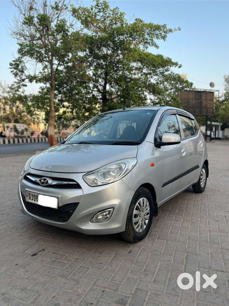 Hyundai I10 Sportz, 2014, Petrol