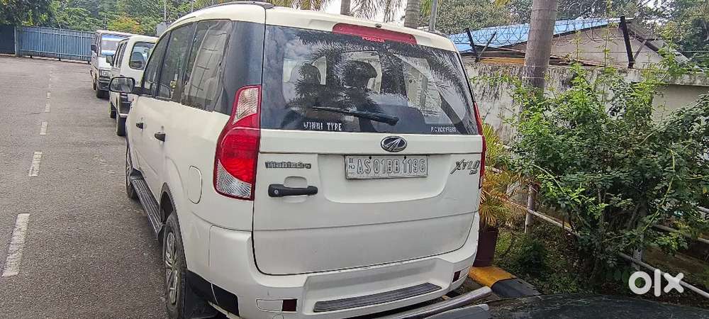 Mahindra Xylo 2.5l Diesel (2012) – 8 Seater