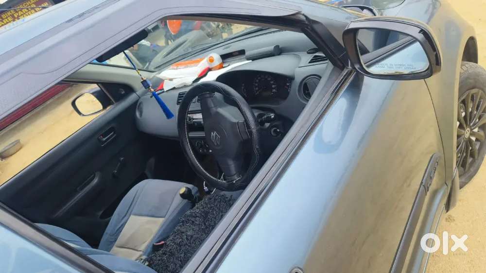 Maruti Suzuki Dzire 1.2 Lxi 2011