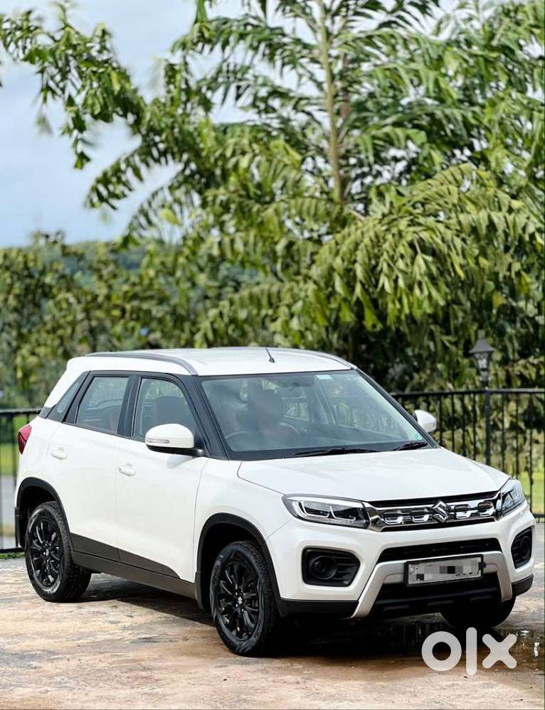 Maruti Suzuki Brezza 1.5 Zxi Smart Hybrid, 2021, Petrol