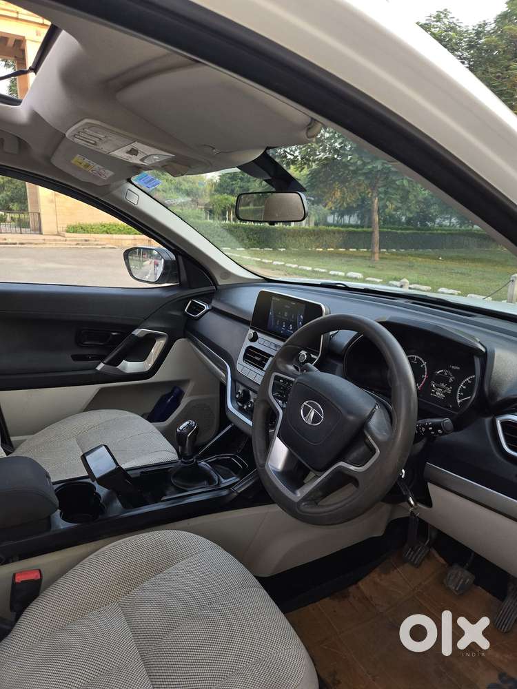 Tata Safari 2.0 Kryotec Xm, 2023, Diesel