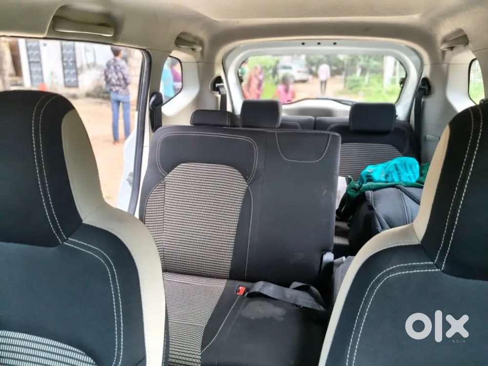 Renault Triber Rxz 2023 मॉडल