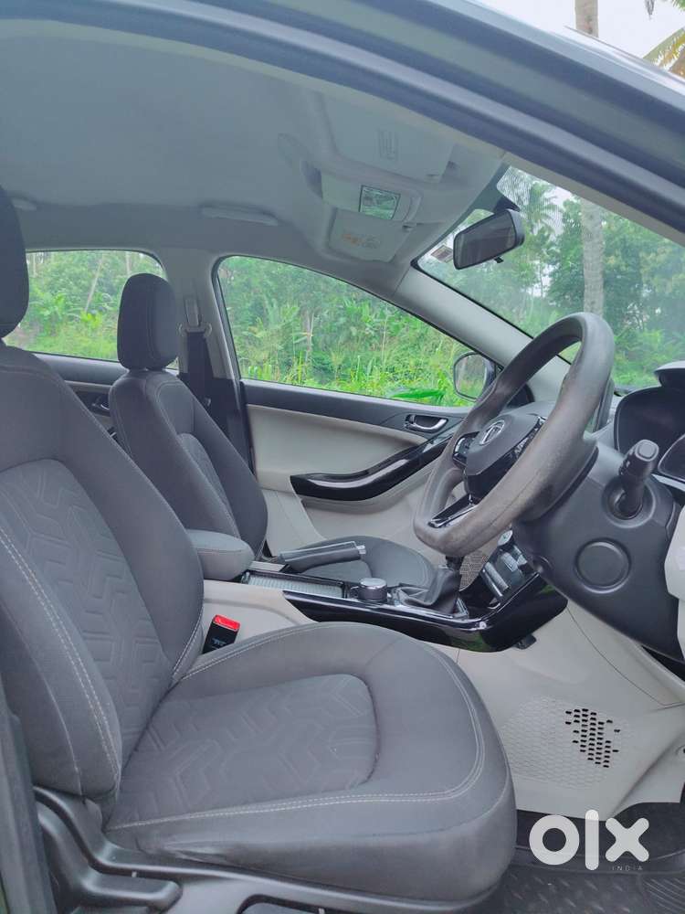 Tata Nexon 1.2 Revotron Xz Plus, 2021, Petrol