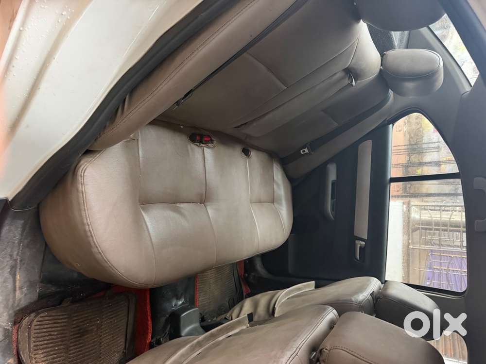 Swift Dzire With Slightly Negotiable