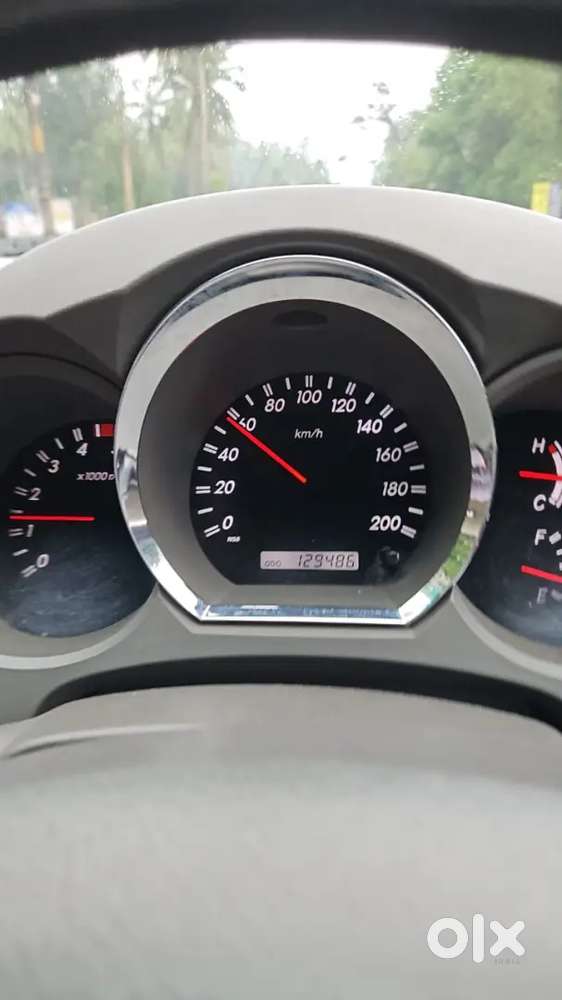 Toyota Fortuner 2010