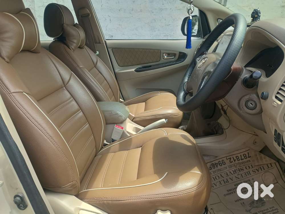 Toyota Innova 2.5 Z Diesel 7 Seater, 2014, Diesel