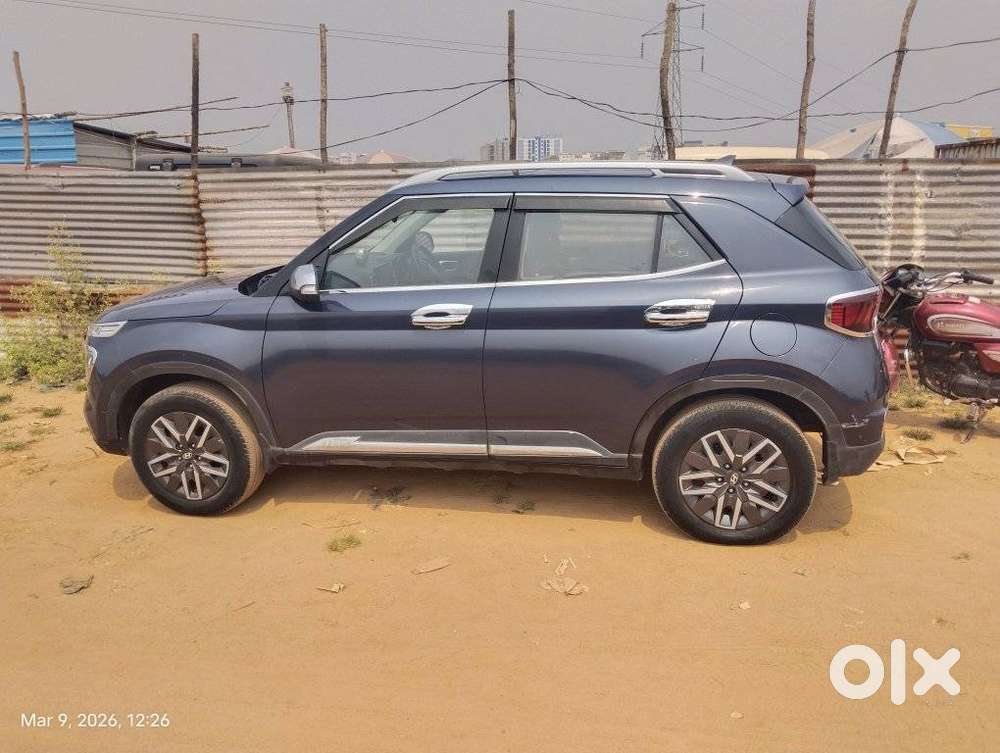 Hyundai Venue, 2022, Petrol