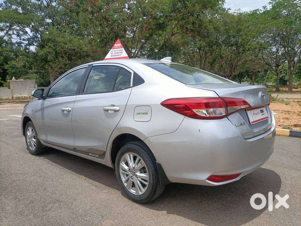 Toyota Yaris J Cvt, 2020, Petrol