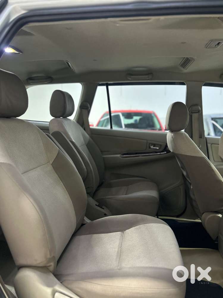 Toyota Innova 2.5 V 7 Str, 2014, Diesel