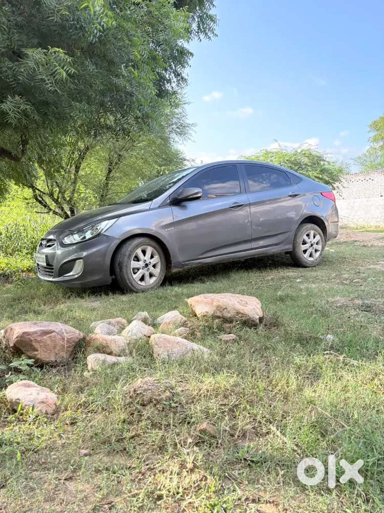 Hyundai Verna 1.6 Ex 2011