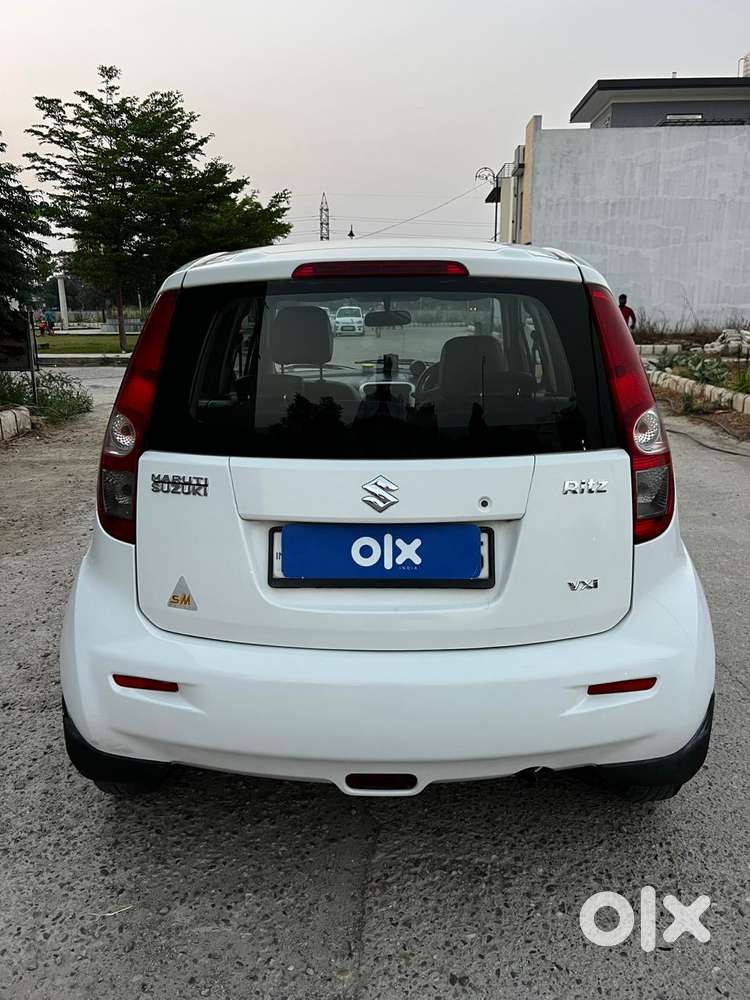 Maruti Suzuki Ritz Vxi, 2010, Petrol