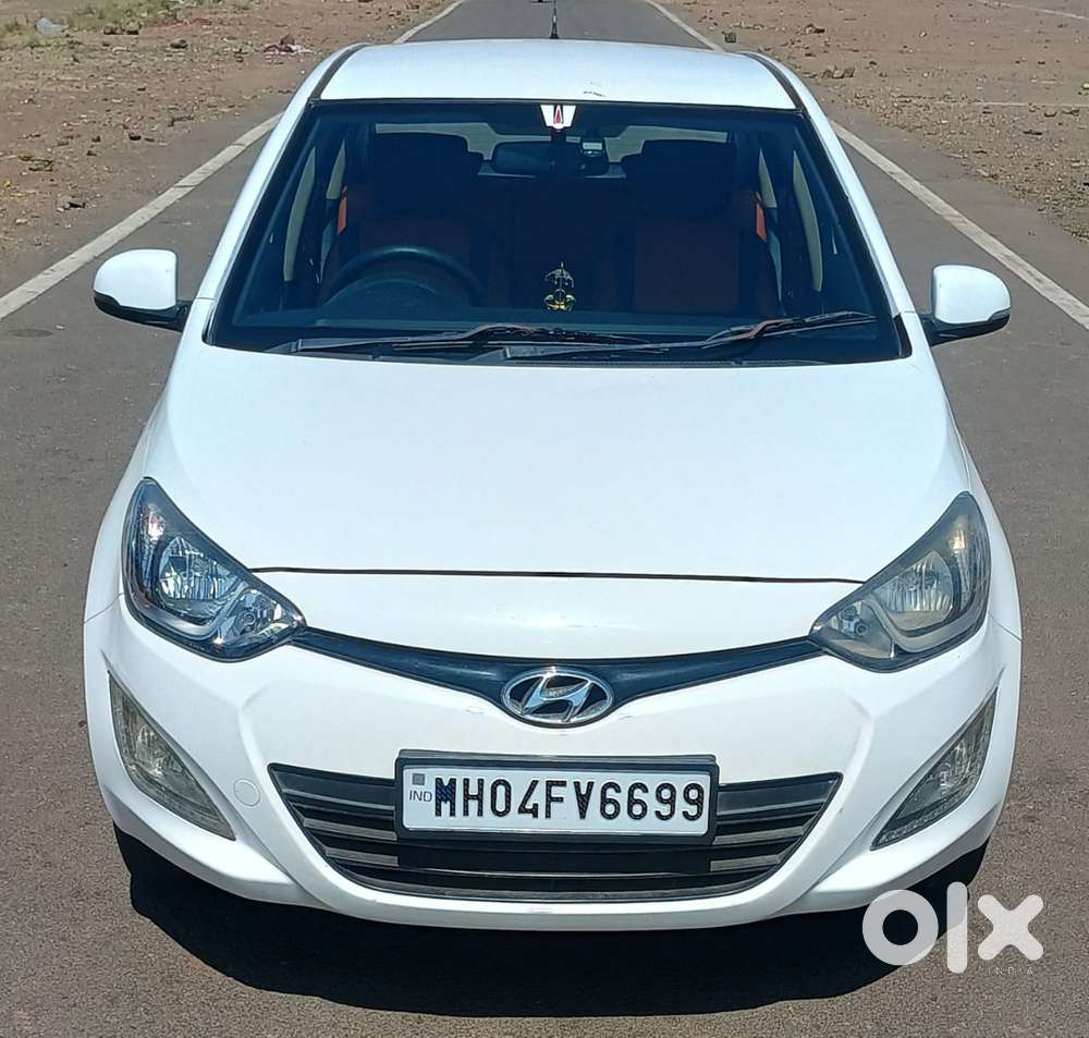 Hyundai I20 Sportz 1.2 Mt Dual Tone, 2013, Diesel