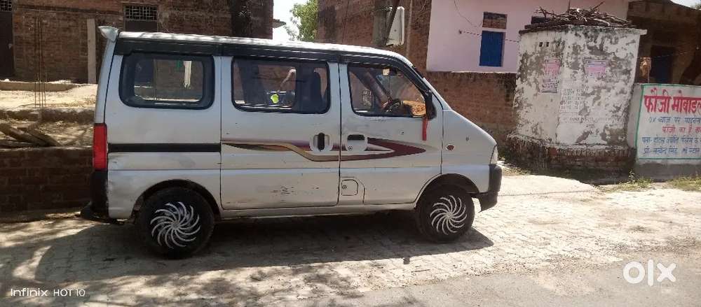 हमें गाड़ी बेचनी है