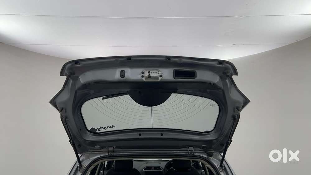 Tata Tiago Xza, 2018, Petrol